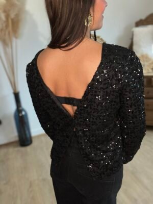 img_4282-2 Blouse à sequins noirs - Lily