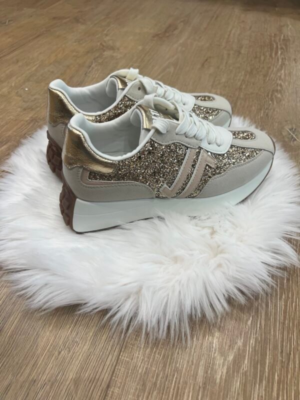 Basket CL11 - Modèle 93 Gold Glitter