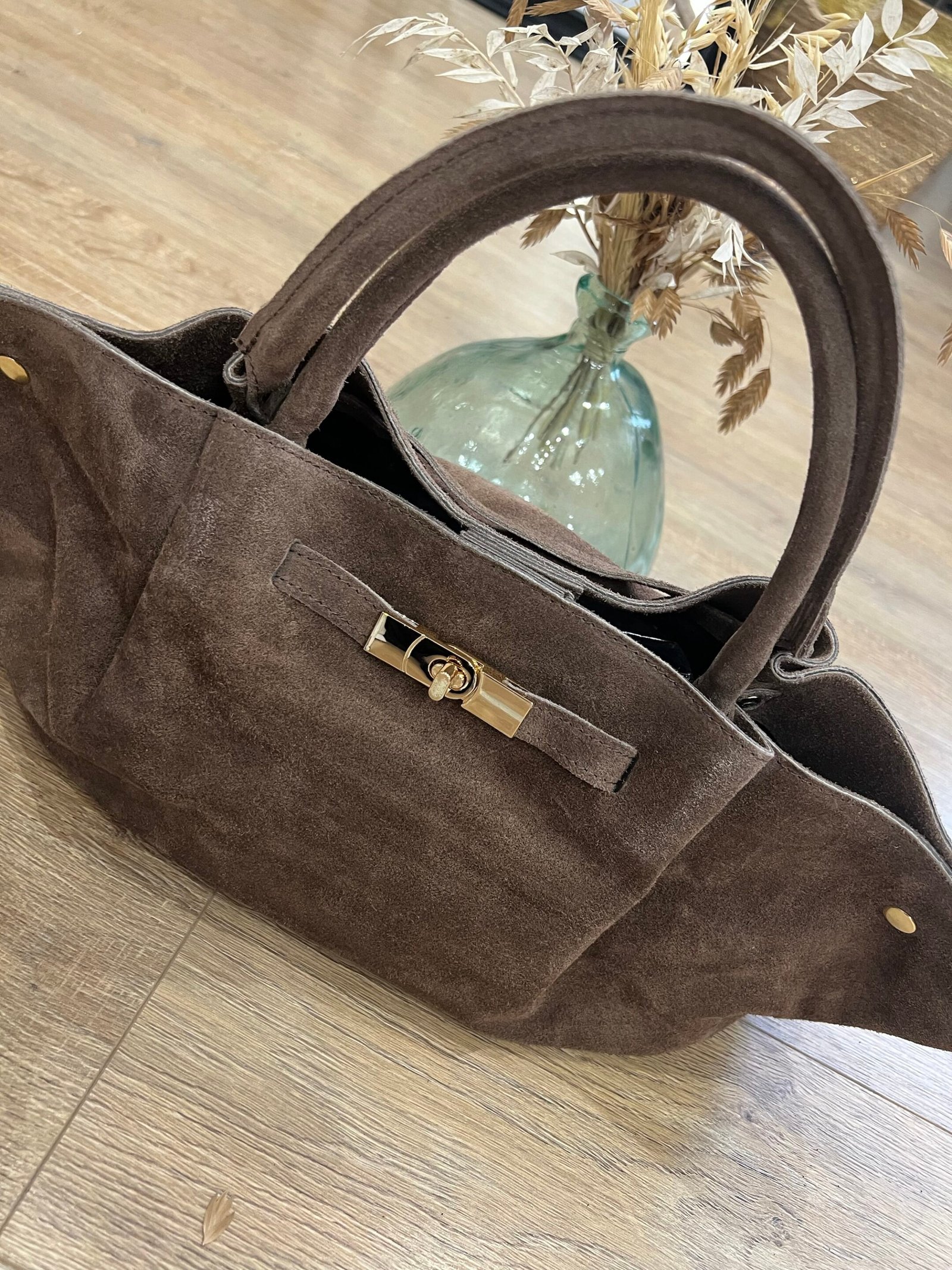 Sac en cuir Suédine taupe  – Modèle Lena