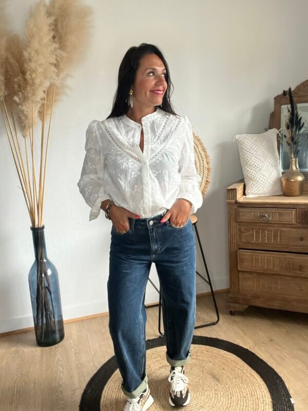 Chemise blanche brodée – Modèle Maria