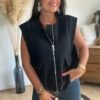 Veste noire sans manches à zip – Modèle Jamie