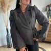Blazer à lacets chocolat – Modèle Lou