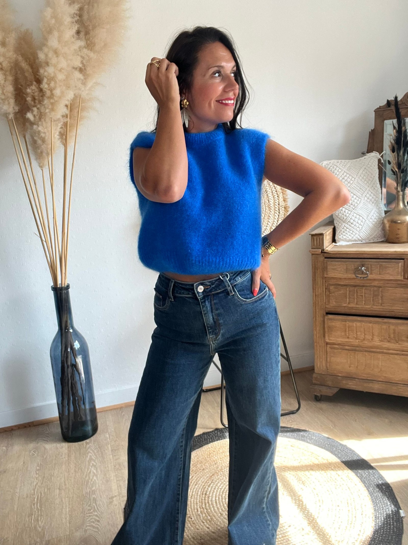 Pull sans manches fluffly – Modèle Callie