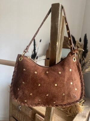 Sac suédine détails cloutés marron   – Modèle Lorely