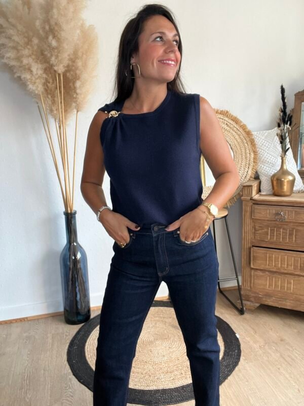 Pull sans manches bleu marine – Modèle Laetitia