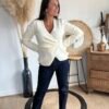 Pull beige cache cœur – Modèle Sandrina