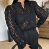 Chemise brodée fleurie transparente – Modèle Anaïs