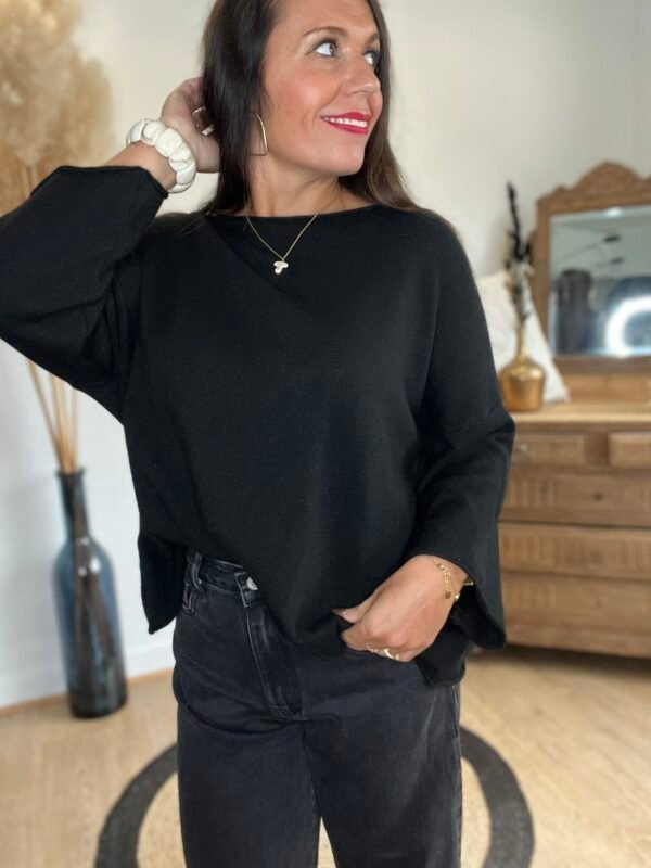 Pull noir  – Modèle Coralie
