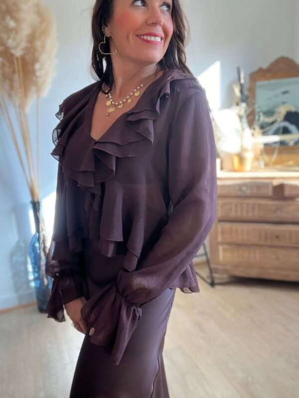 Blouse à volants col V chocolat - Modèle Emma
