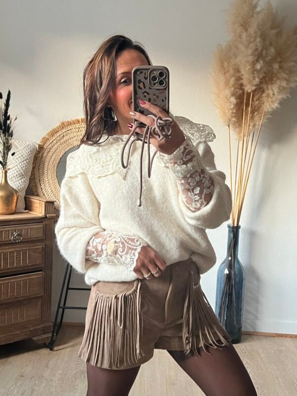 Blouse dentelle col Claudine