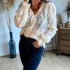 Blouse dentelle et broderie crème