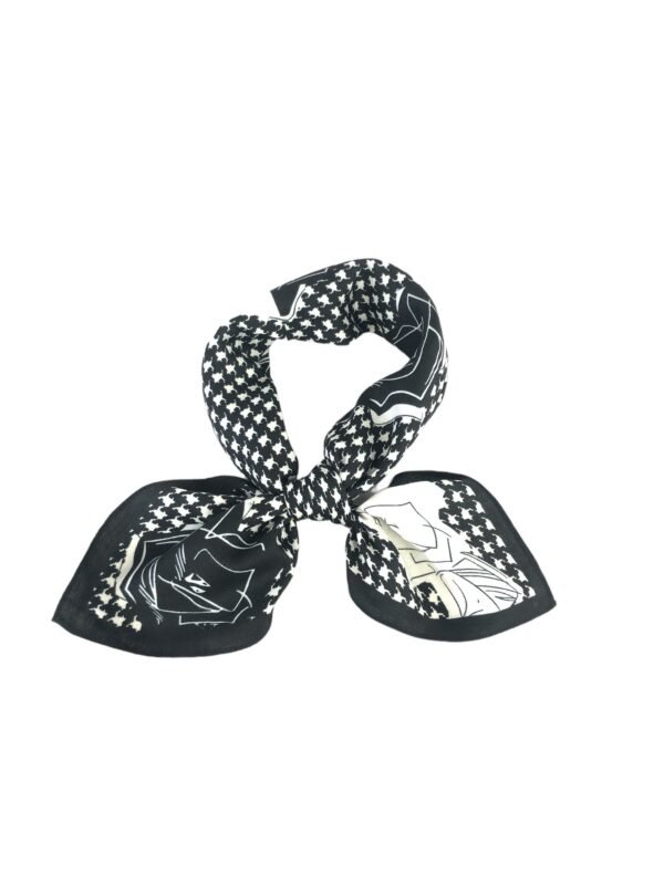 Petit foulard  noir – Modèle Fantine