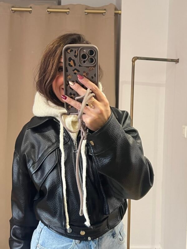 cagoule creme en laine Cagoule crème en laine extra douce – Modèle Lea