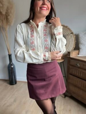 Chemise beige avec broderie - Modèle Gina
