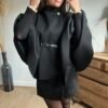 Cape noire ceinturée – Modèle Katty