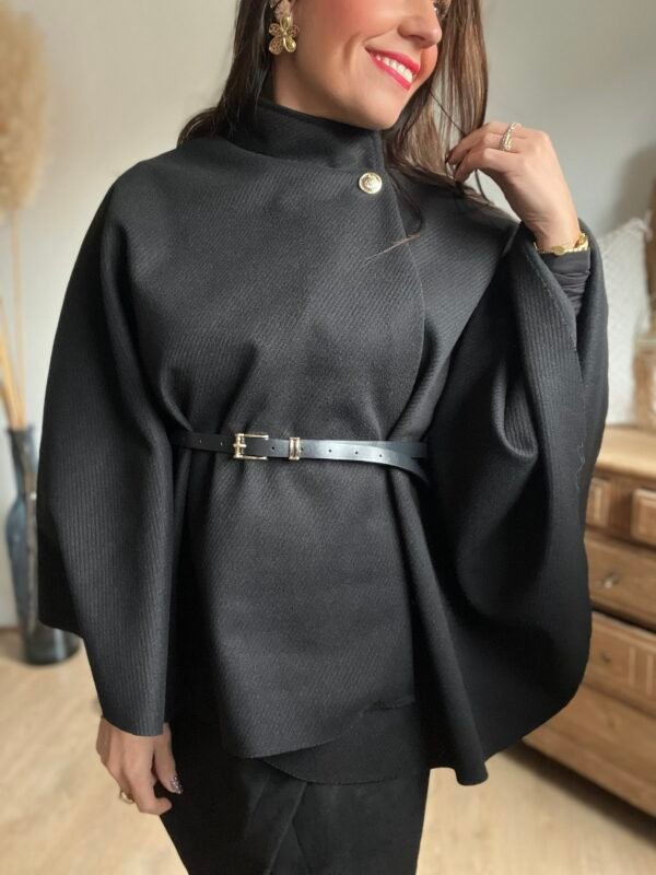 Cape noire ceinturée – Modèle Katty