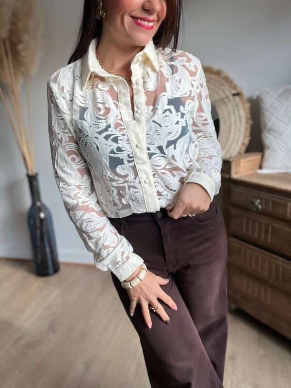 Chemise dentelle beige  - Modèle Mariane