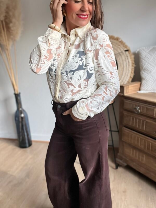 Chemise dentelle beige  - Modèle Mariane