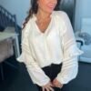 Blouse écru à volants - Modèle Charlotte