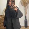 Manteau coupe cape en laine bouclée gris anthracite – Modèle Justine