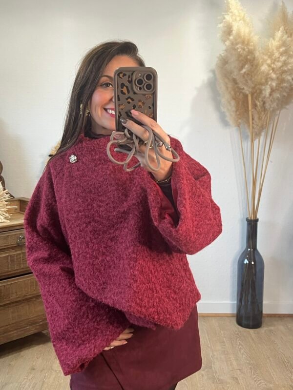 img_4157 Manteau court en laine bouclée bordeaux – Modèle Stephy