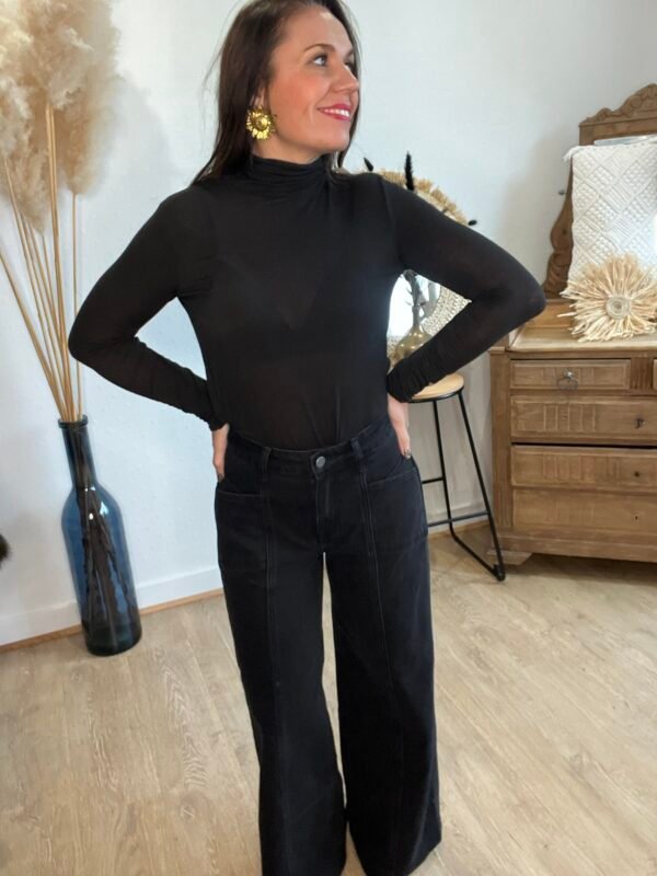 Sous pull col roulé noir – Modèle Romy