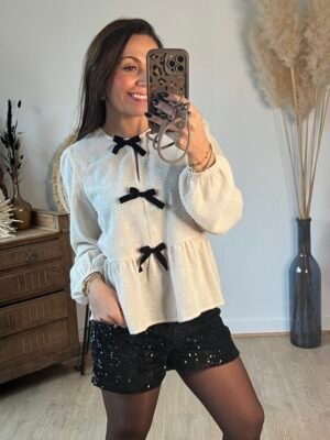 img_6890-2 Blouse pailletée à noeuds beige - Modèle Valentina