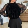 blouse velours noire Blouse velours manches dentelle noire - Modèle Aurélie