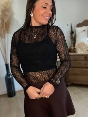 sous pull noir dentelle Sous pull dentelle fine noir - modèle Esmee