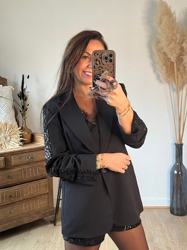 img_6556 Blazer noir à sequins - Modèle Lola