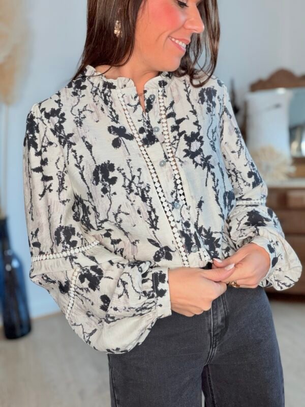 Chemise écru à motifs noirs - Modèle Greta