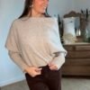 Pull asymétrique taupe – Modèle Bobby