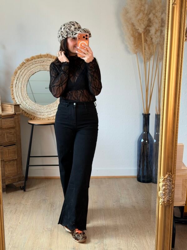 Sous pull dentelle noir  - Modèle Iris