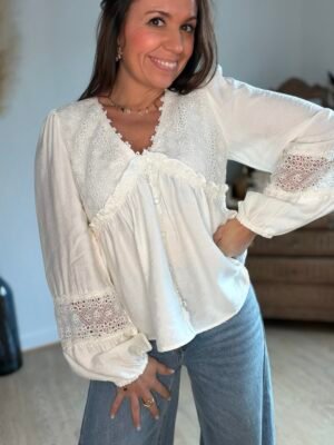 Blouse écru avec broderie  - Modèle Shana