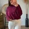 Pull bordeaux à cœurs métalliques– Modèle