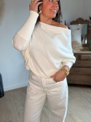 Pull asymétrique écru – Modèle Bobby
