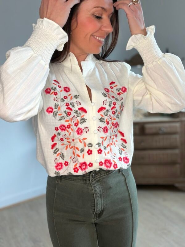Blouse écru motif brodés colorés - Modèle Ally