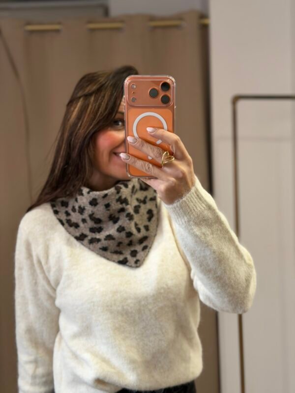 Tour de cou triangle - Modèle Tania