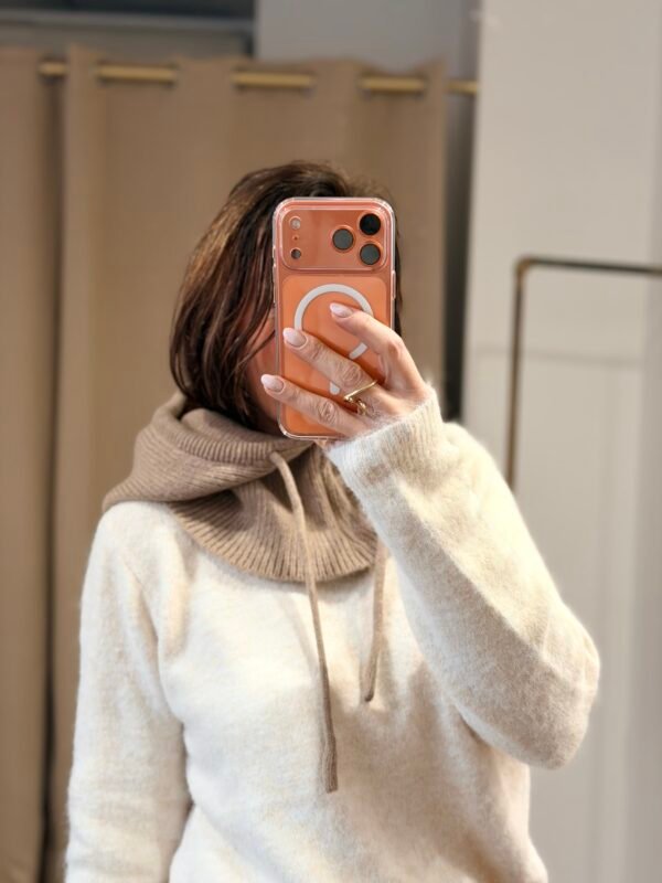 img_0971 Cagoule en maille taupe – Modèle Nancy