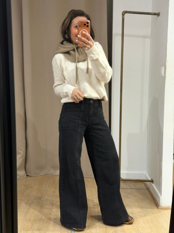 img_0974-2 Cagoule en maille taupe – Modèle Nancy