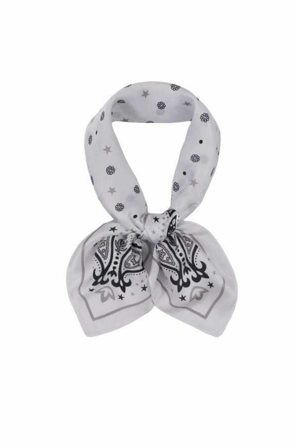 Petit foulard carré – Modèle Bianca