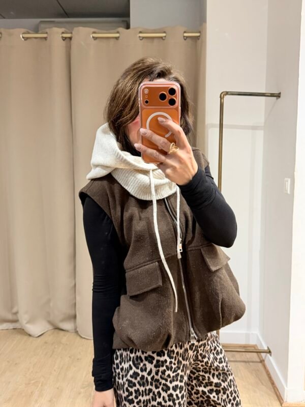 img_1142 Cagoule écru – Modèle Lucile