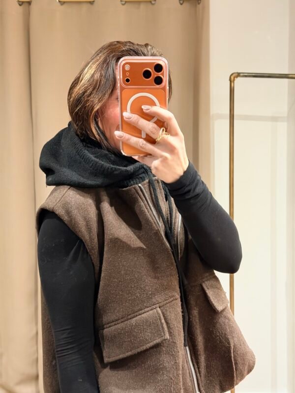 img_1155 Cagoule noire – Modèle Lucile