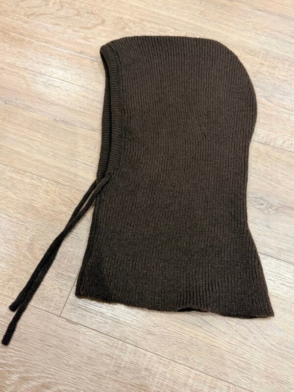 img_1158 Cagoule en maille marron – Modèle Nancy