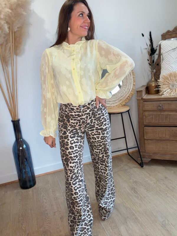 Chemise jaune pale col officier - Modèle Chloé