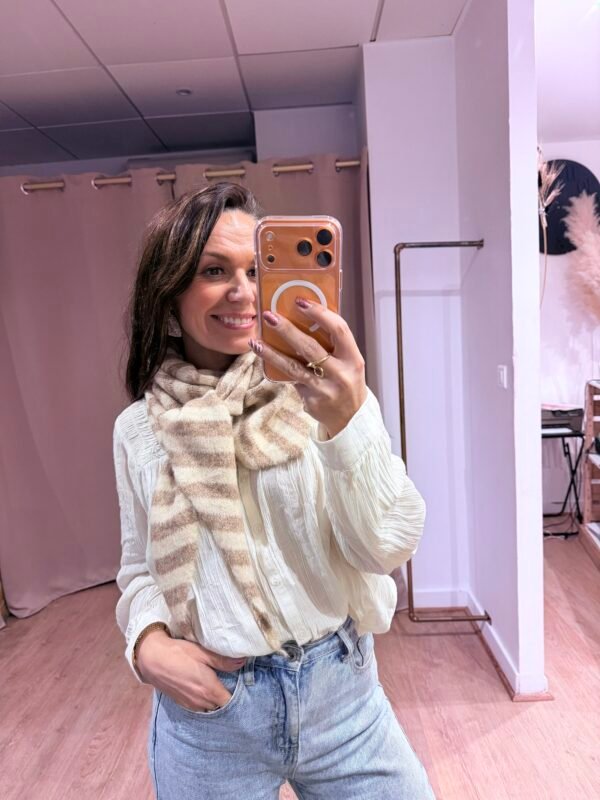 Écharpe rayée triangle beige - Modèle Claire