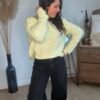 Pull jaune pale dos dentelle – Modèle Sarah