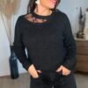 Pull avec dentelle noire – Modèle Ava