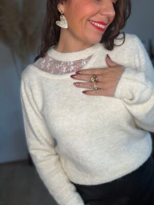 Pull avec dentelle beige – Modèle Ava