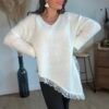Pull asymétrique blanc bas dentelle – Modèle Charline